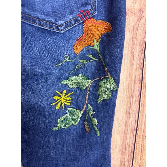 Embroidered Low Rise Flair GAP jeans with White Lace Duster Bundle Size 6 - Picture 4 of 10